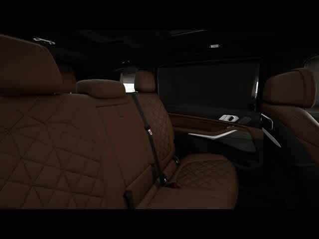 Thumbnail: 2025 BMW X7 - 12