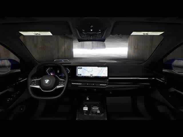 Thumbnail: 2025 BMW 5 Series - 10