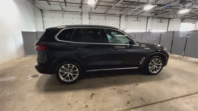 Thumbnail: 2023 BMW X5 - 8