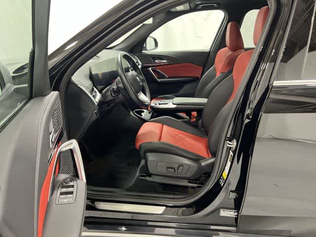 Thumbnail: 2023 BMW X1 - 10