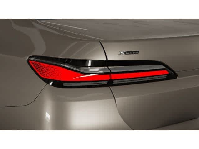 2025 BMW 7 Series 760i xDrive 8