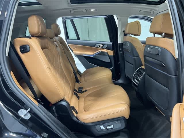 Thumbnail: 2023 BMW X7 - 25