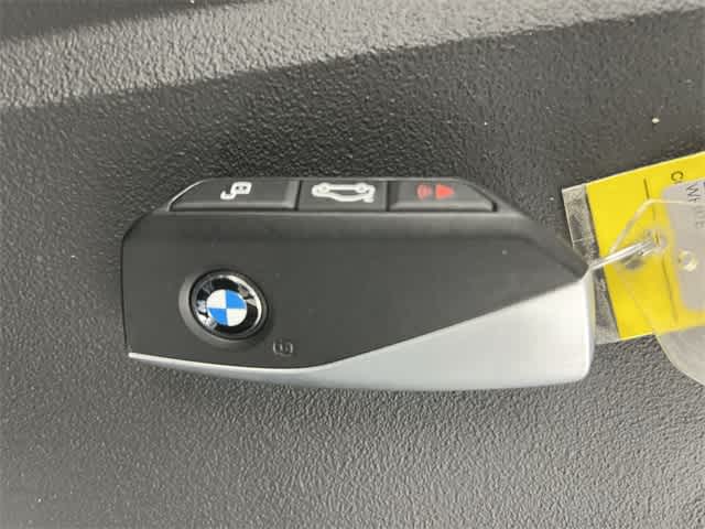 Thumbnail: 2026 BMW X5 - 33