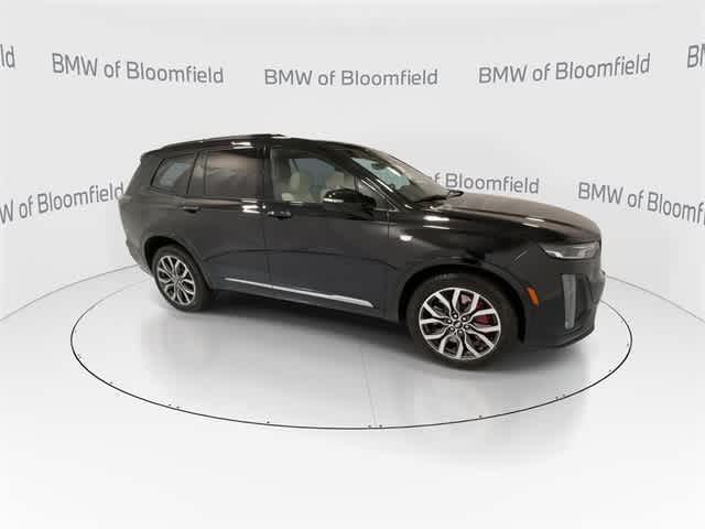 Thumbnail: 2023 Cadillac XT6 - 9