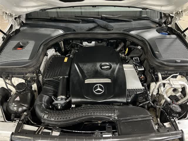 Thumbnail: 2017 Mercedes-Benz GLC - 20