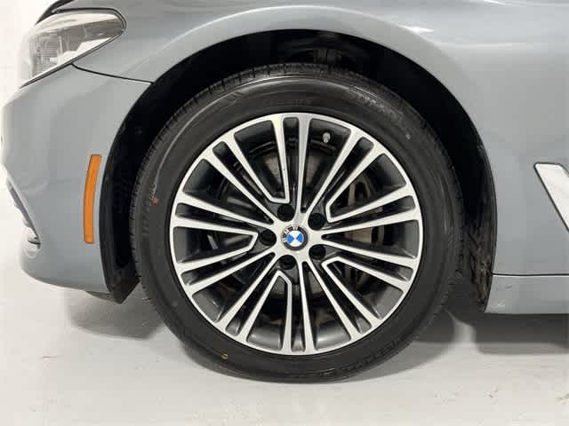 Thumbnail: 2020 BMW 5 Series - 18