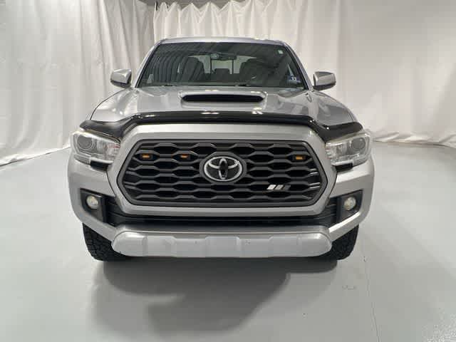 Thumbnail: 2017 Toyota Tacoma - 16