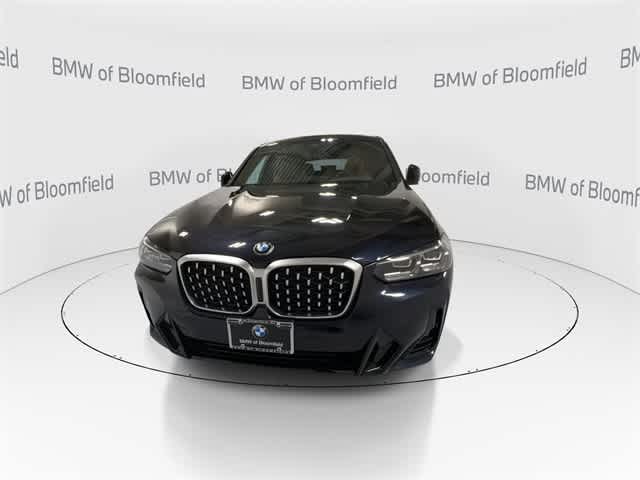 Thumbnail: 2023 BMW X4 - 3