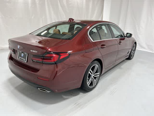 Thumbnail: 2023 BMW 5 Series - 14