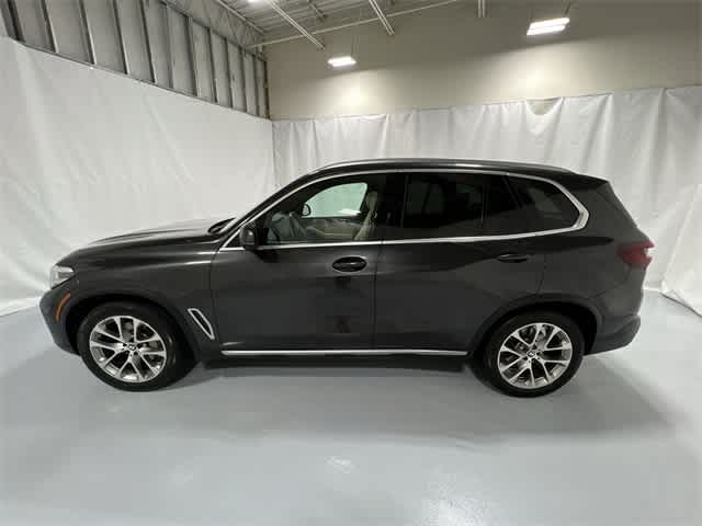 Thumbnail: 2022 BMW X5 - 11