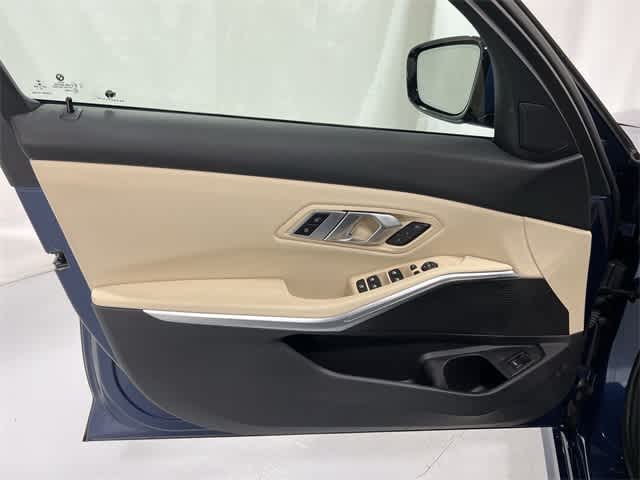 Thumbnail: 2023 BMW 3 Series - 35