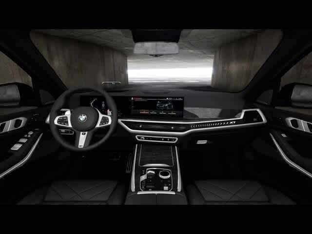 Thumbnail: 2025 BMW X7 - 11