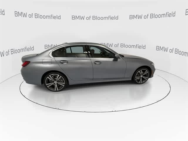 Thumbnail: 2024 BMW 3 Series - 9