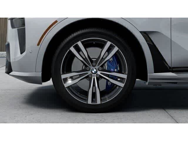 Thumbnail: 2027 BMW X7 - 8