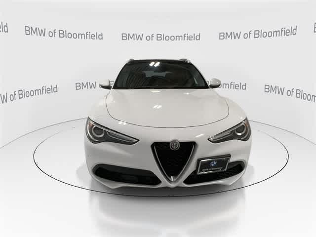 Thumbnail: 2021 Alfa Romeo Stelvio - 3