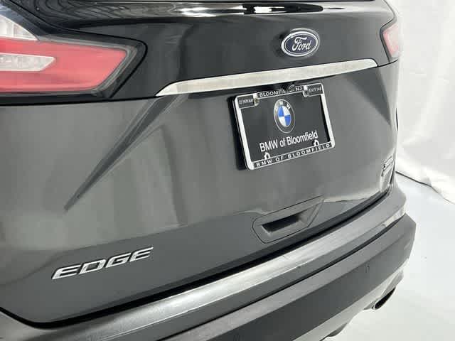 Thumbnail: 2020 Ford Edge - 17