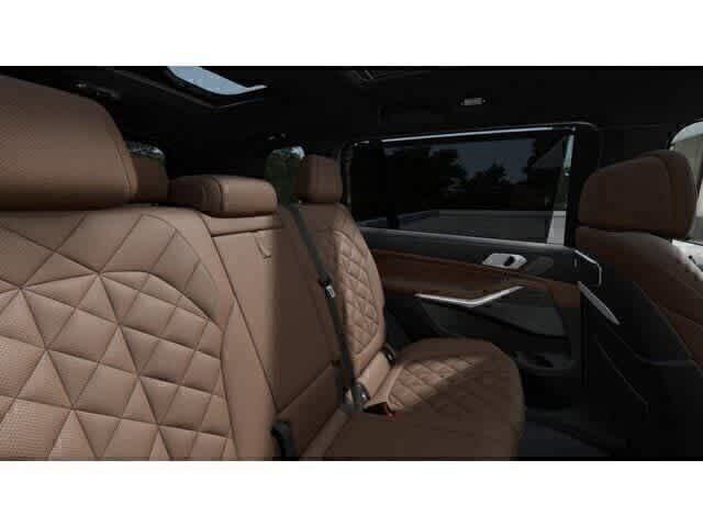 Thumbnail: 2026 BMW X7 - 12