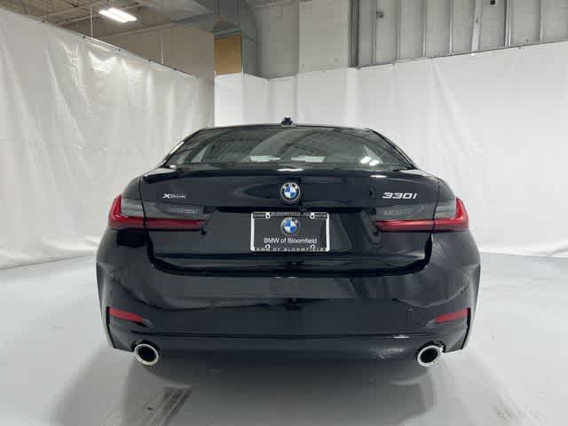 Thumbnail: 2025 BMW 3 Series - 13