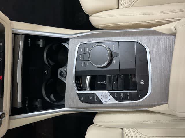 Thumbnail: 2025 BMW 3 Series - 29