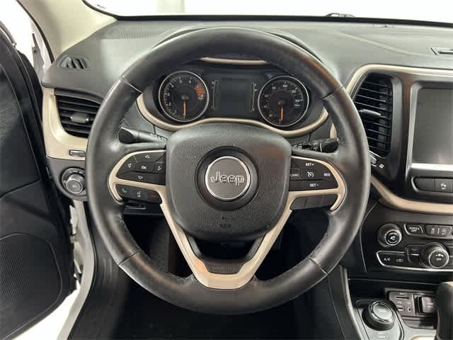 Thumbnail: 2017 Jeep Cherokee - 27