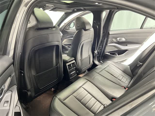 Thumbnail: 2023 BMW 3 Series - 24