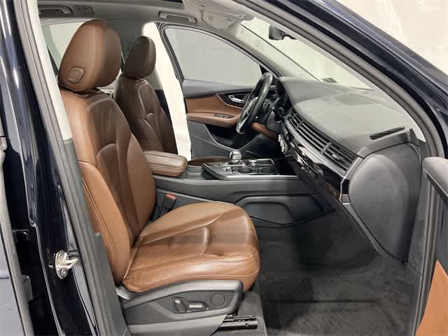 Thumbnail: 2017 Audi Q7 - 25