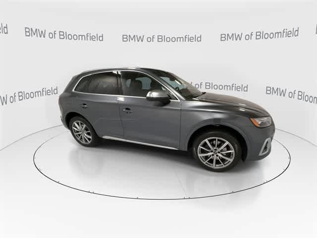 Thumbnail: 2022 Audi SQ5 - 9