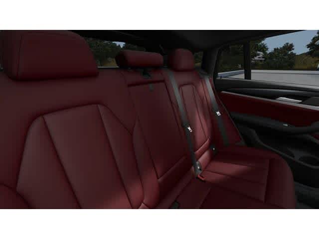 Thumbnail: 2025 BMW X4 - 12
