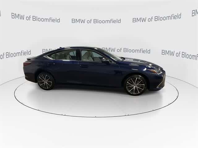 2023 Lexus ES 250 9