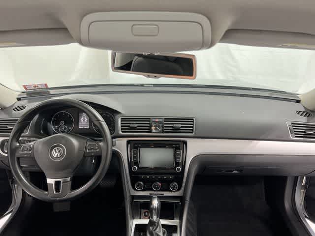 Thumbnail: 2013 Volkswagen Passat - 20