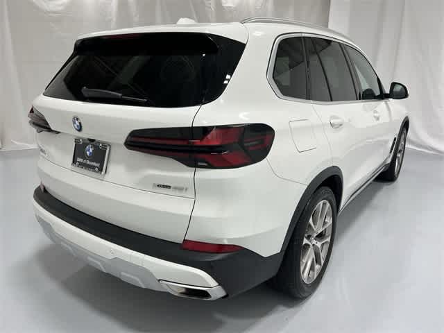 Thumbnail: 2024 BMW X5 - 14