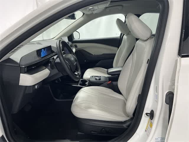 Thumbnail: 2022 Ford Mustang Mach-E - 10