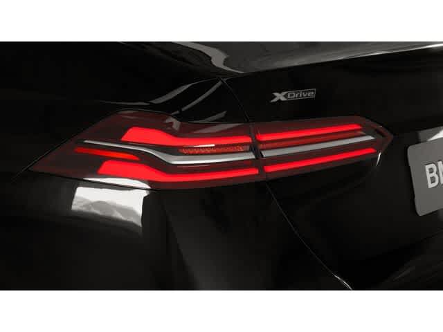 Thumbnail: 2026 BMW 5 Series - 8