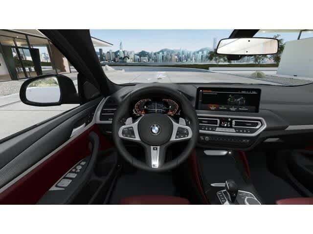 Thumbnail: 2025 BMW X4 - 13