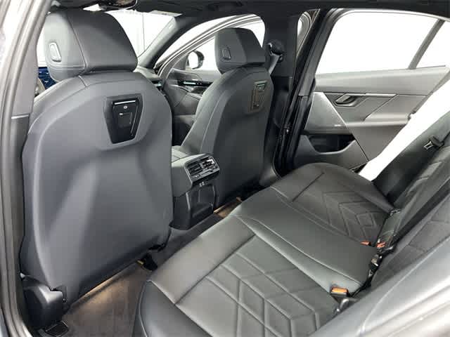 Thumbnail: 2025 BMW 5 Series - 24