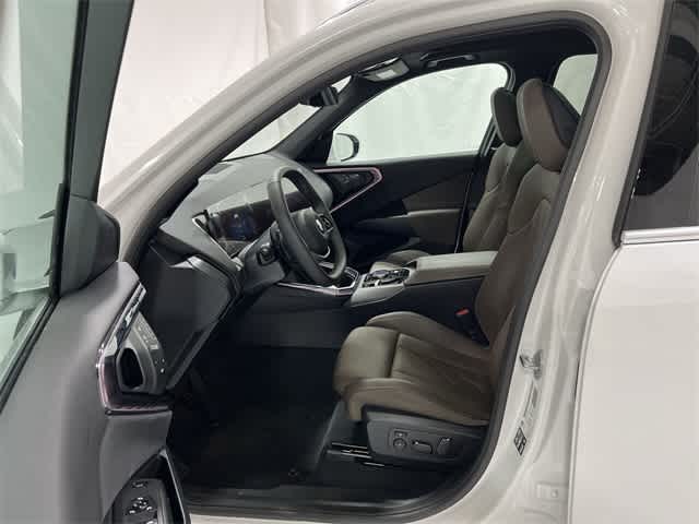 Thumbnail: 2025 BMW X3 - 10