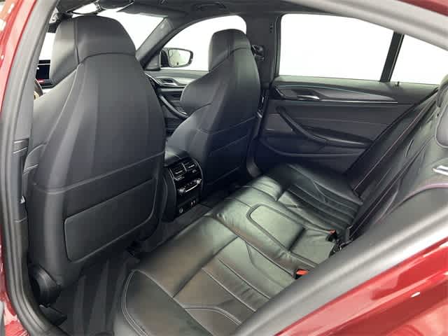 Thumbnail: 2022 BMW M5 - 23