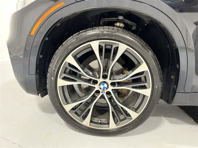 Thumbnail: 2019 BMW X6 - 18