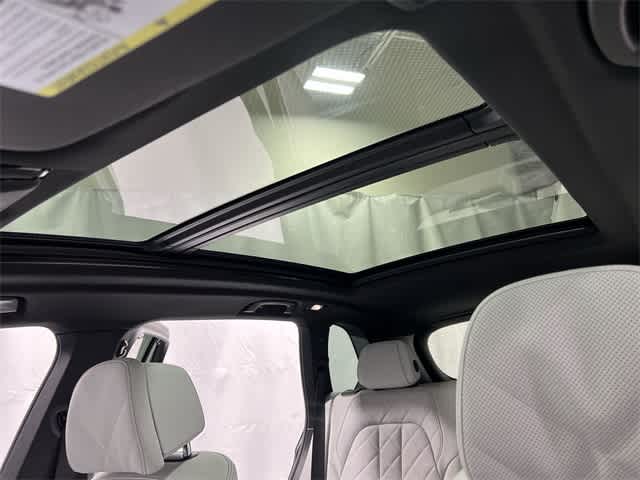 Thumbnail: 2023 BMW X5 - 23