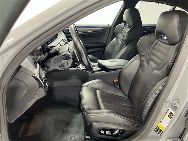 Thumbnail: 2023 BMW M5 - 21