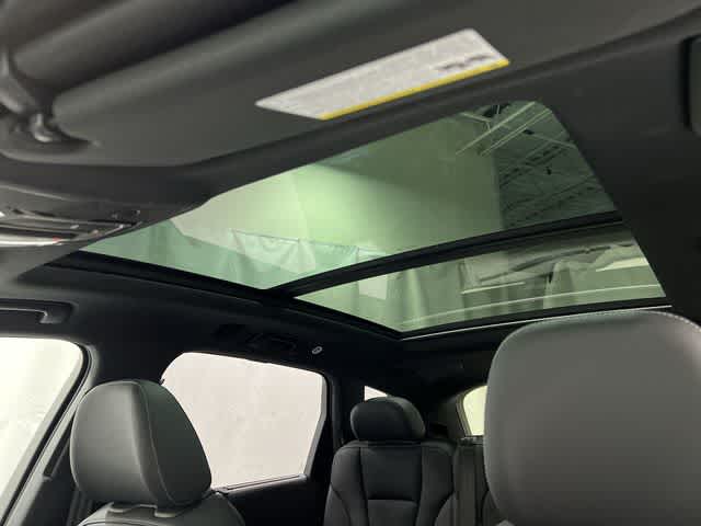 Thumbnail: 2025 Audi Q7 - 23