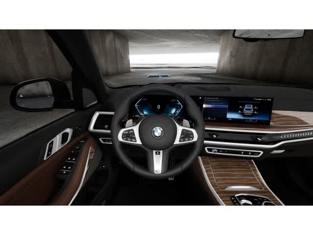 Thumbnail: 2026 BMW X5 - 13