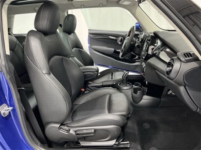 Thumbnail: 2020 MINI Cooper Hardtop - 25