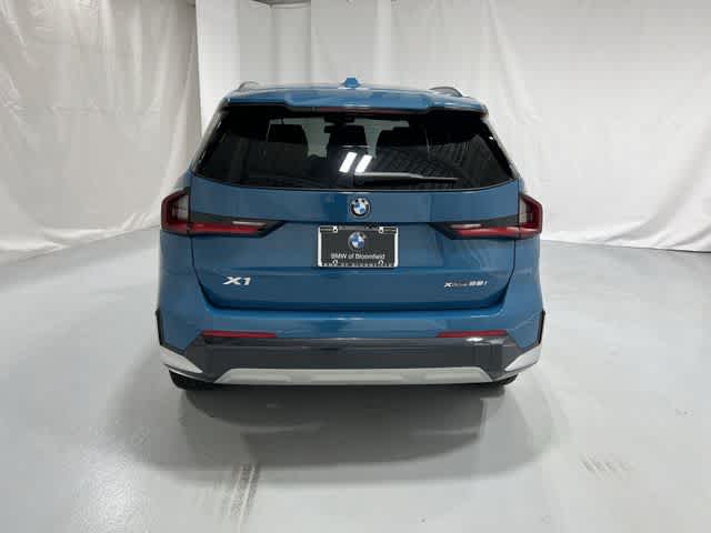 Thumbnail: 2025 BMW X1 - 13