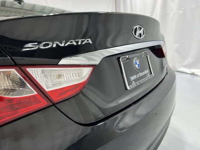 Thumbnail: 2013 Hyundai Sonata - 17