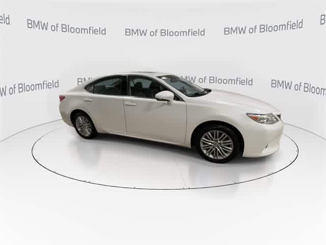 Thumbnail: 2014 Lexus ES - 9