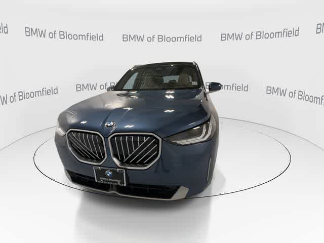 Thumbnail: 2026 BMW X3 - 3