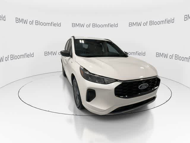 Thumbnail: 2023 Ford Escape - 2