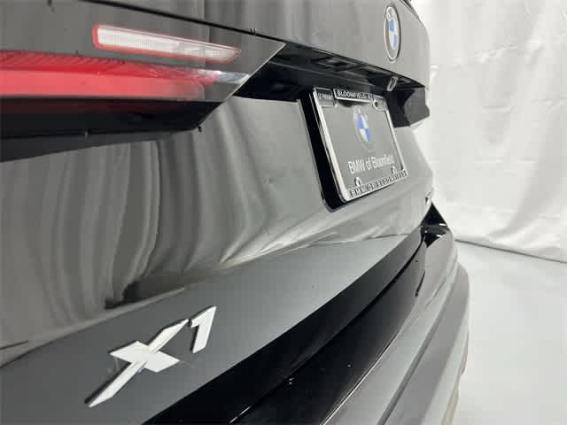 Thumbnail: 2023 BMW X1 - 17