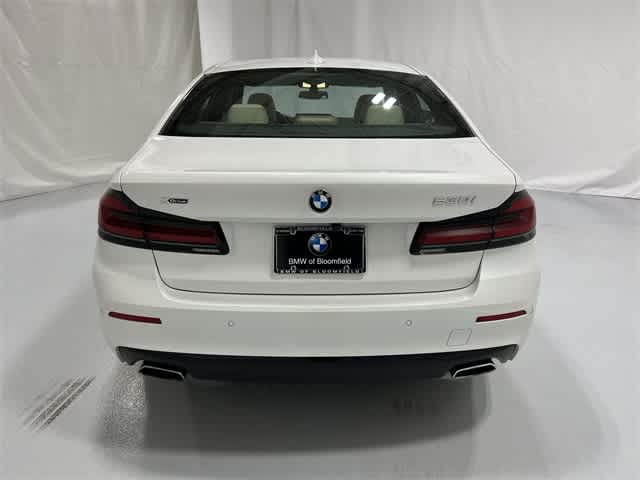 Thumbnail: 2023 BMW 5 Series - 13